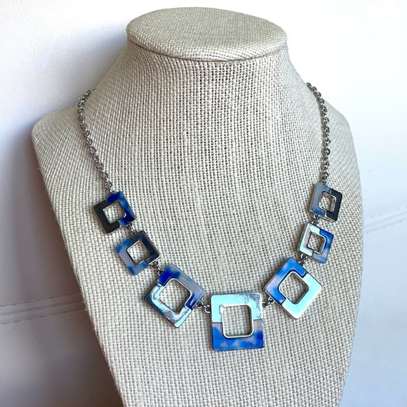 NWOT Banana Republic Silver & Blue Marble Necklace - Picture 1 of 4